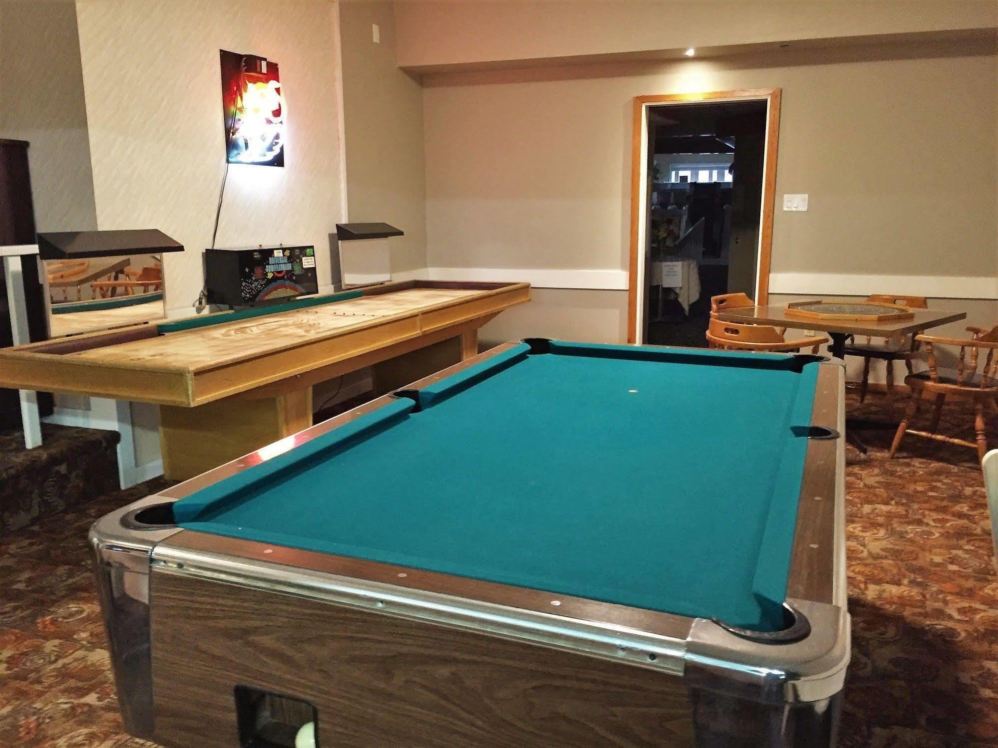 Sword Inn Банкрофт Экстерьер фото